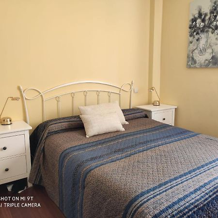 Apartamento En Complejo Residencial Rovacias 코밀라스 외부 사진