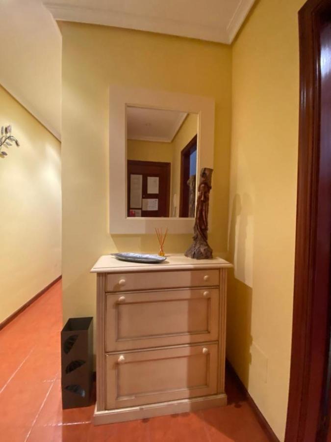 Apartamento En Complejo Residencial Rovacias 코밀라스 외부 사진