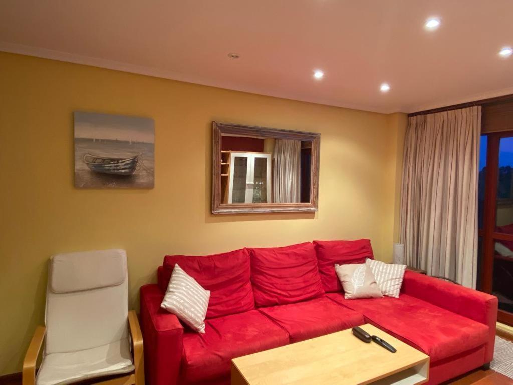 Apartamento En Complejo Residencial Rovacias 코밀라스 외부 사진